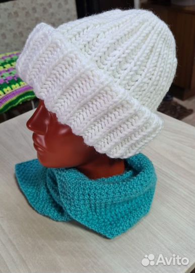 Комплект шапка и снуд женский