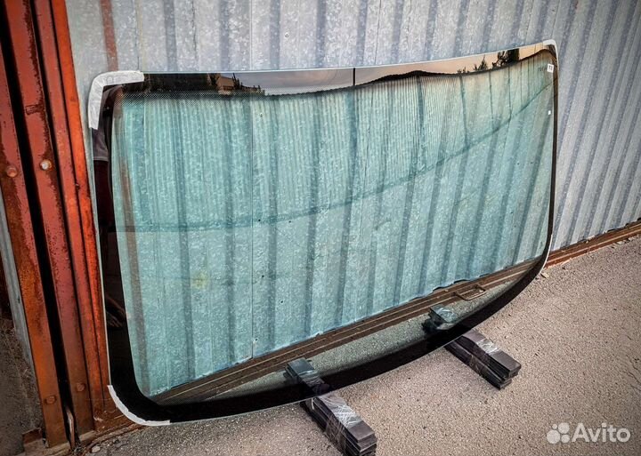 Лобовое стекло на газель 3302 / соболь / next