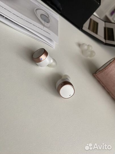 Беспроводные наушники