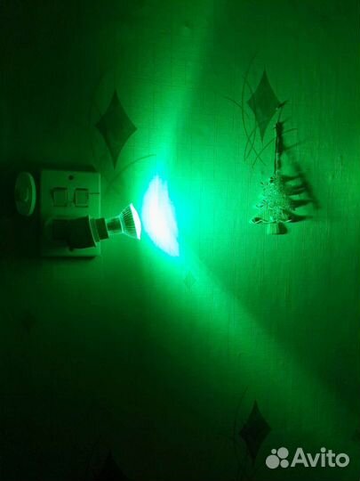 Лампочка в розетку светодиодная разноцветная