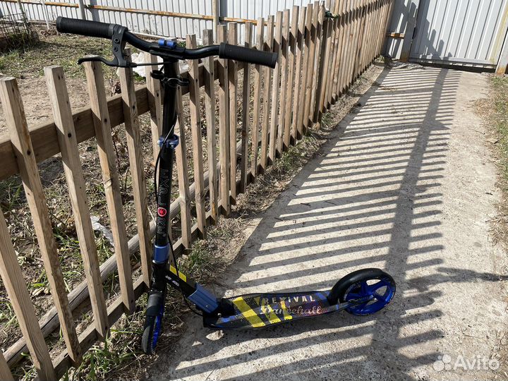 Самокат городской Explore