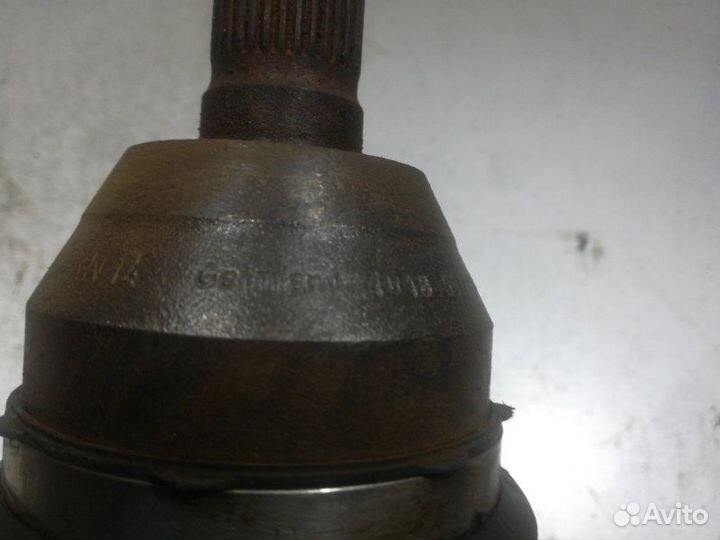 Привод (полуось) передний левый Opel Astra H 2012