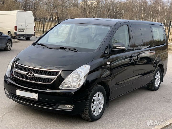 Выкуп минивэнов. Hyundai Grand Starex. Хендай Старекс 2012. Hyundai Grand Starex 2011. Хендай Гранд Старекс 10 года.