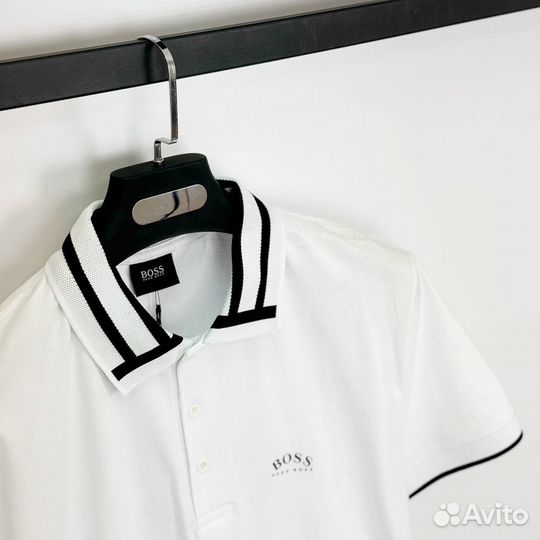 Мужской спортивный костюм