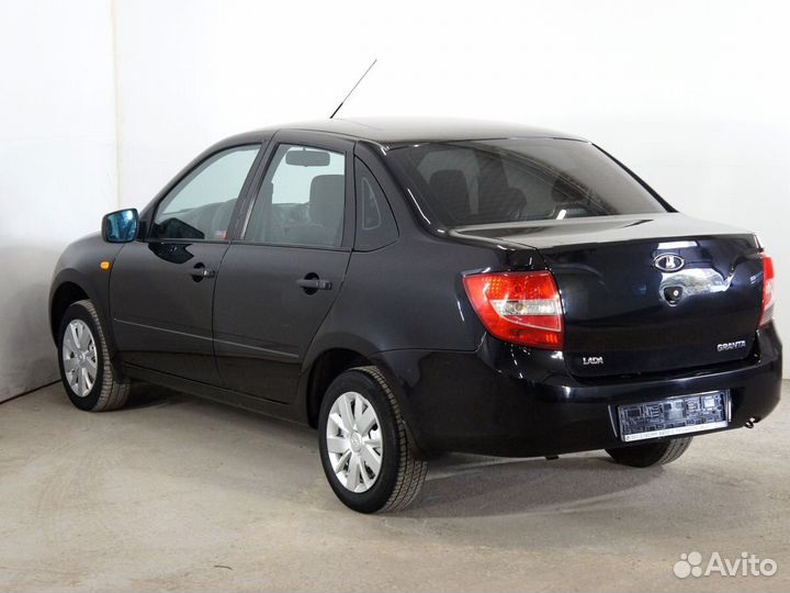LADA Granta 1.6 МТ, 2013, 134 900 км
