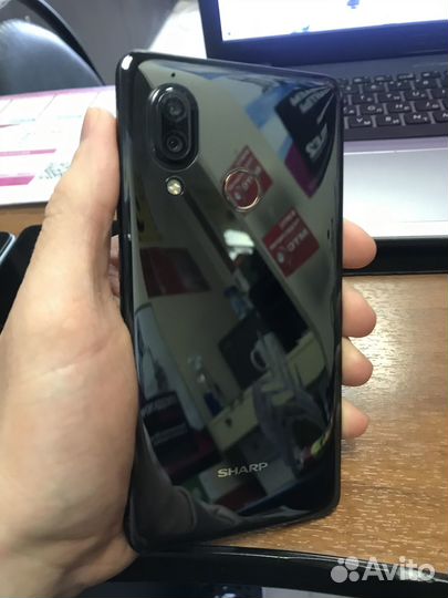 Sharp Aquos S3, 4/64 ГБ