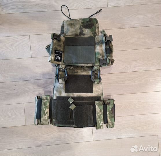 Продаю разгрузочный жилет