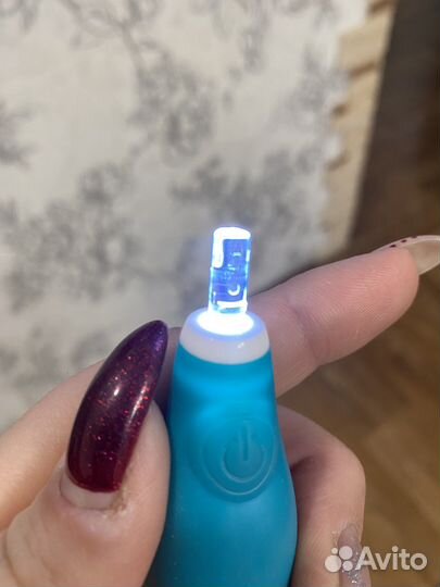 Электронная зубная щетка