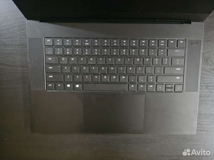 Razer Blade 15 i7 rtx 3080 32gb ram 1 tb ssd