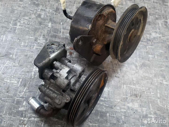 Шкив гур 2.4л Додж караван Вояджер 01-07г