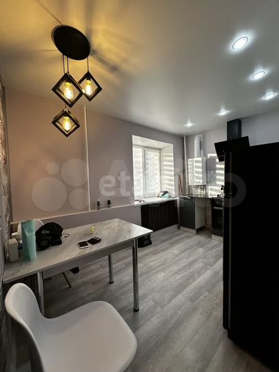 2-к. квартира, 40,7 м², 1/3 эт.