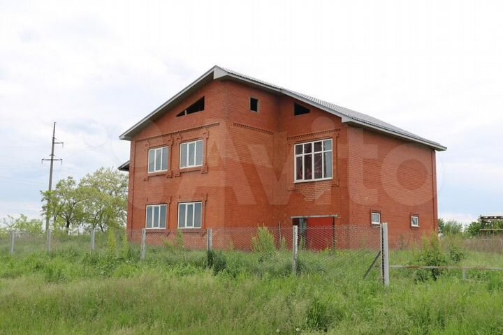 Дом 284 м² на участке 25 сот.