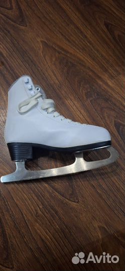 Коньки фигурные