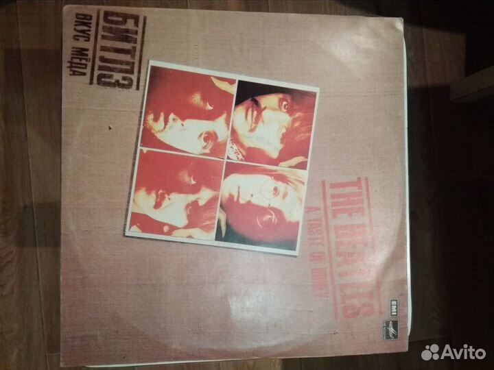 The Beatles и Creedence