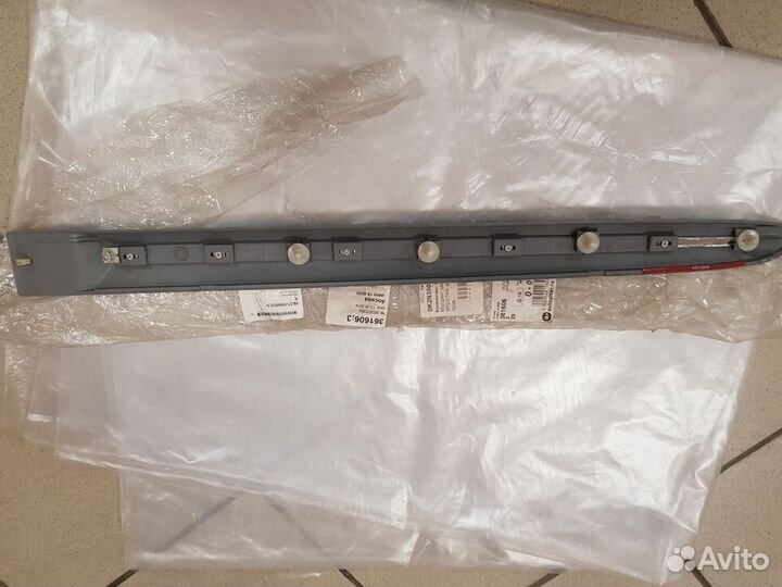 Молдинг правой задней двери KIA Spektra