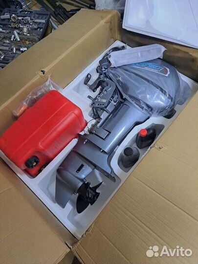 Лодочный мотор