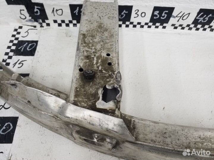 Усилитель переднего бампера BMW 5er G30