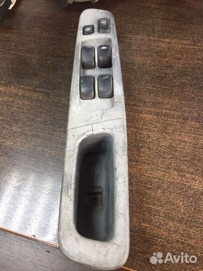 Блок управления стеклоподьемниками Galant