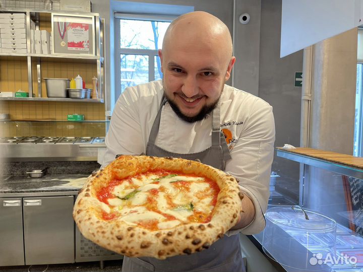 Шеф-пиццайоло, шеф-повар, пиццемейкер
