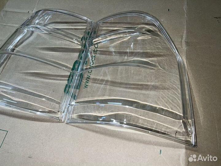 Стекло заднего фонаря фары Паджеро 4