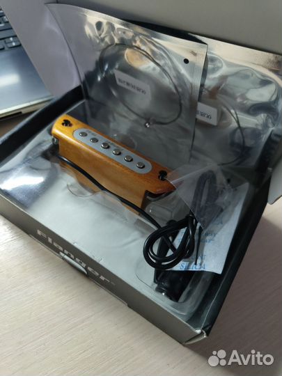 Звукосниматель для акустической гитары