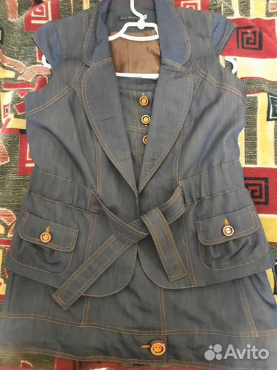 Костюм женский