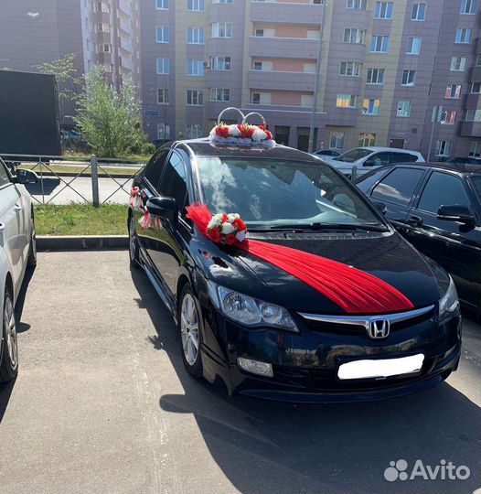 Свадебные украшения на автомобиль/машину