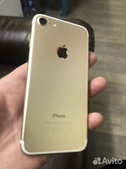 iPhone 7, 32 ГБ