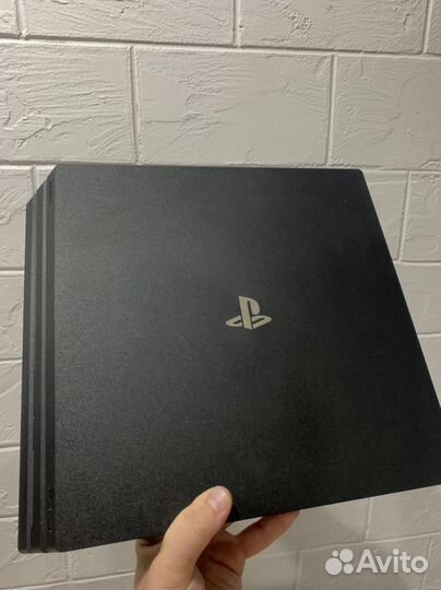 Sony PS4 pro 1tb