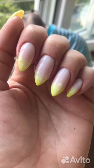 Наращивание ногтей на дому