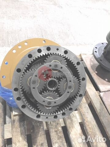 Поворотный редуктор Hyundai RC60-7 31M8-10140