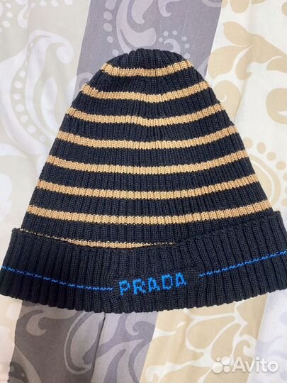 Шапка prada