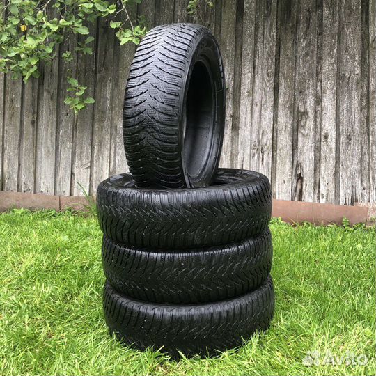 Goodyear UltraGrip 8 185/65 R15