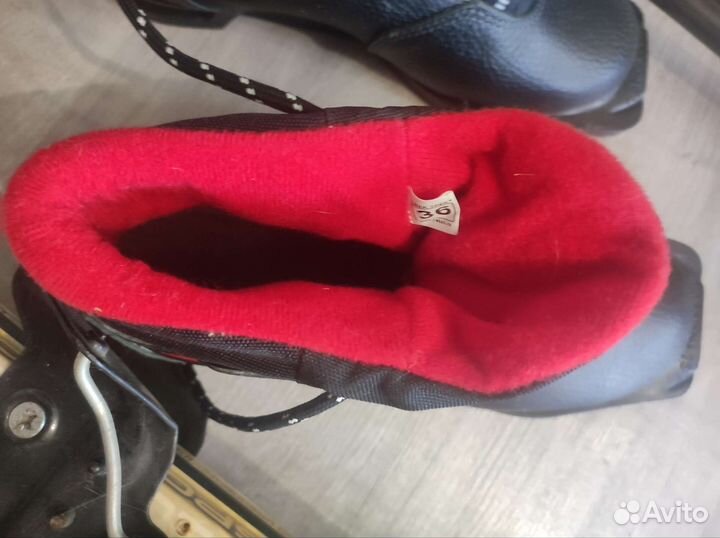 Беговые лыжи