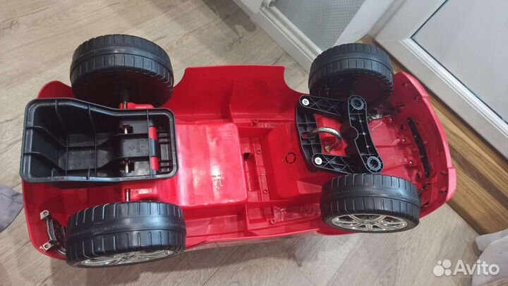 Машинка каталка Mercedes SLS AMG