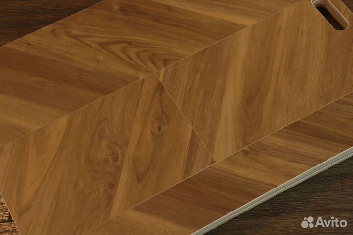 Кварвиниловая плитка / Доставка и установка