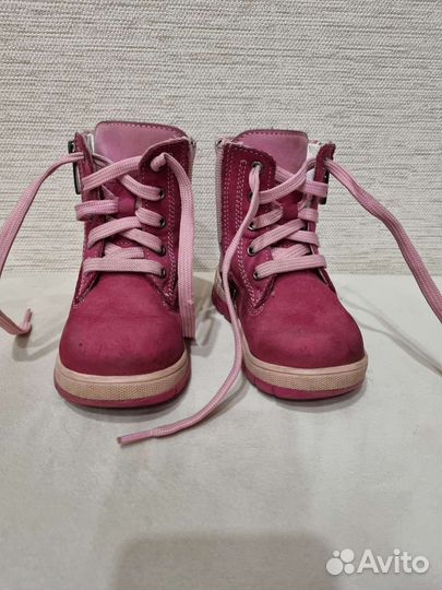 Ботинки для девочки 21р