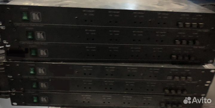 Kramer VM-1021 - усилитель-распределитель видео