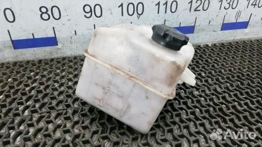 Бачок расширительный hyundai I40 (4UK13NP01)