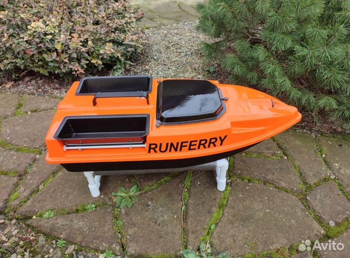 Прикормочный карповый кораблик Ранферри Speed V4