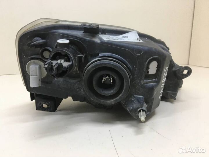 Фара левая LADA Largus 2012