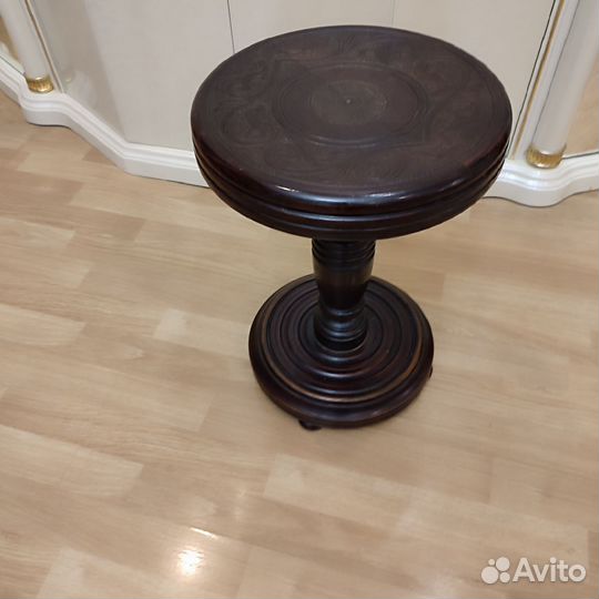 Стульчик для пианино