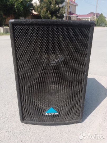 Музыкальная аппаратура для кафе