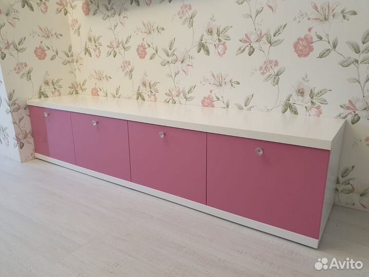 Тумба под телевизор