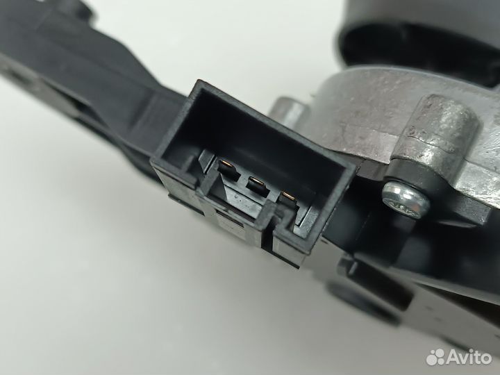 Моторчик заднего стеклоочистителя BMW 5 F11