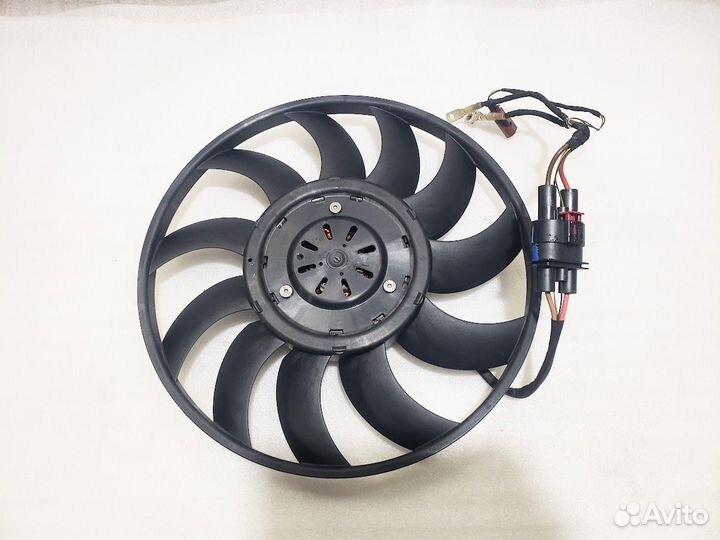 Вентилятор охлаждения Audi A8 D4 4H