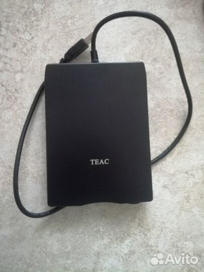 Внешний дисковод для дискет