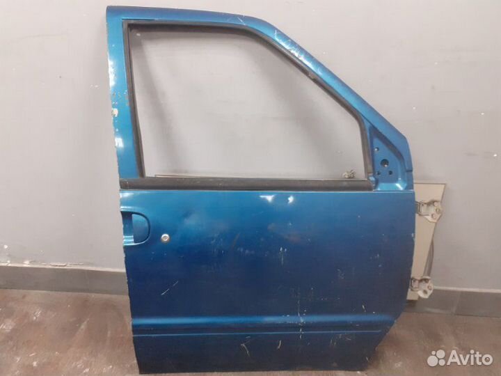 Дверь передняя правая Nissan Serena nissan serena