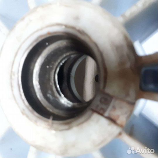 Задний полубак стир машины Bosch WIS 24140OE