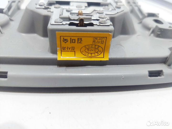 Плафон салонный задний Kia venga